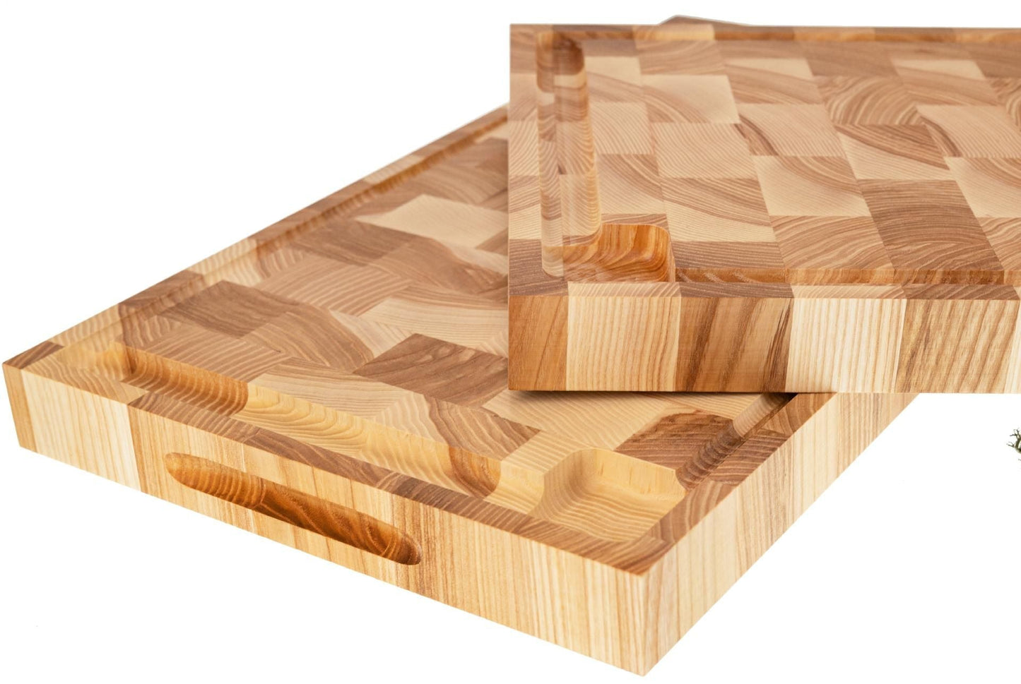 Stirnholz Schneidebrett aus Esche 54x30x4cm - robust & langlebig - haftig.at