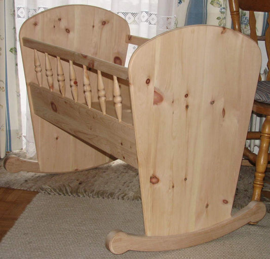 DIY Bauplan Baby Wiege aus Holz - haftig.at